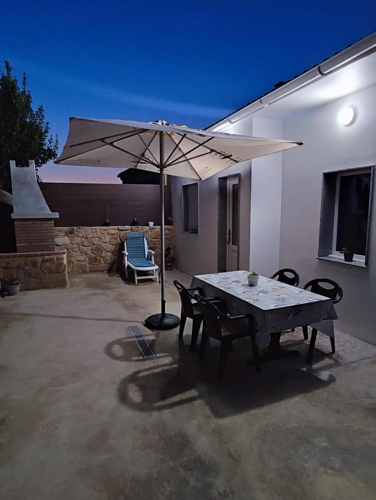 Villa O Cobijo De Elva à Arou Extérieur photo